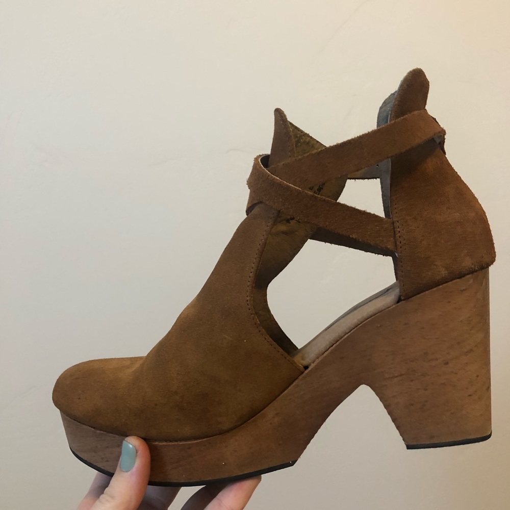 Free People Clogs